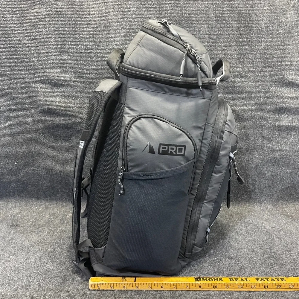 Arctic Zone 10005805 Titan PRO 26-Can Deep Freeze Backpack Cooler w/ Ice Walls